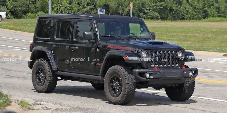 Jeep Wrangler Rubicon Rubicon 392 V8 Is Spied In Production Spec on The Road