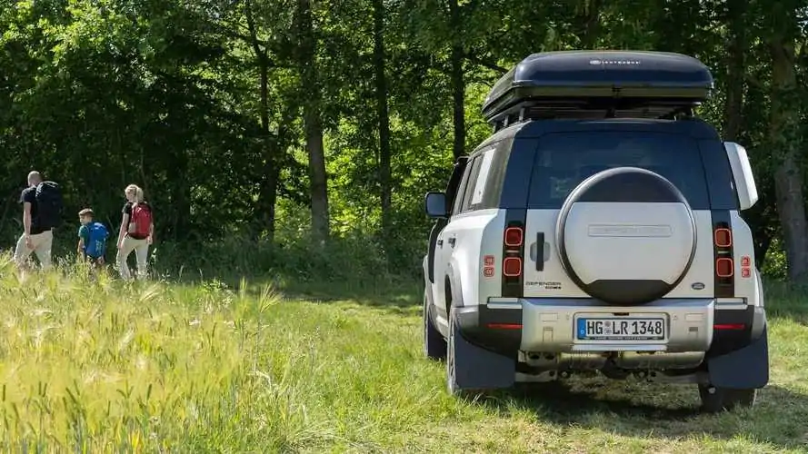 2020 Land Rover Defender Rooftop Naps with Tent Option