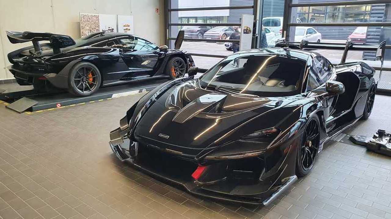 McLaren Senna And Senna GTR Compared Side By SideYour normal Senna may not have enough carbon fiber.