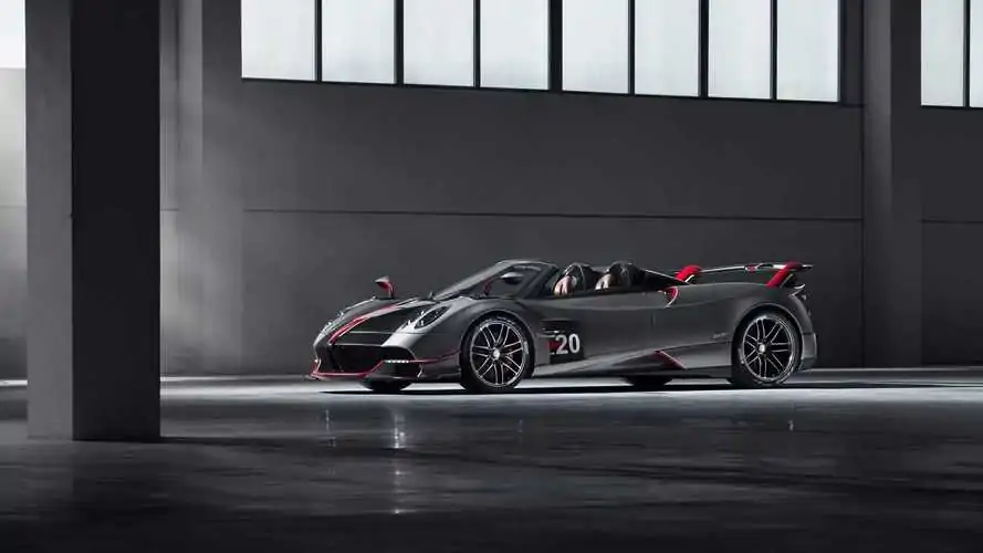 Pagani to Use Updated AMG Twin-Turbo 12 Engines Until 2026