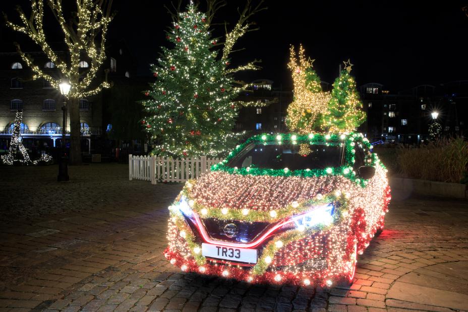 Nissan Leaf Doubles as Christmas Tree with Self-Powered Lights