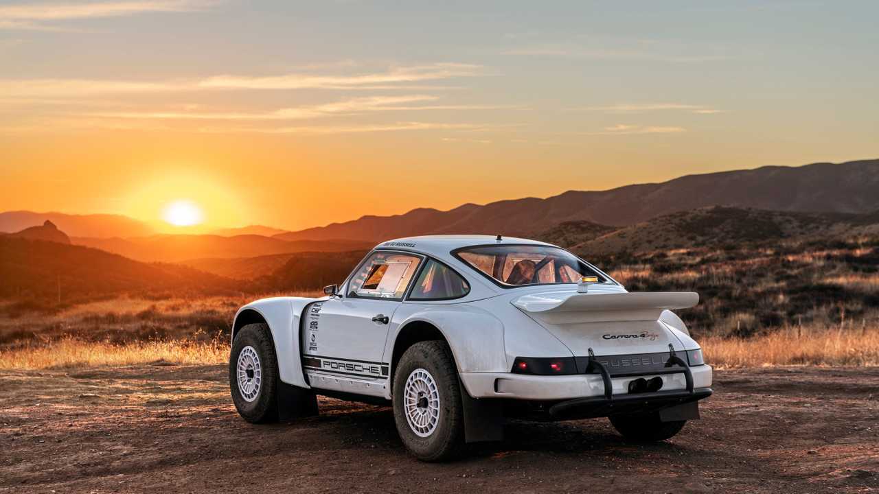 Bonkers Baja Porsche 911 Captured in 134 Epic Photos is A Must-See