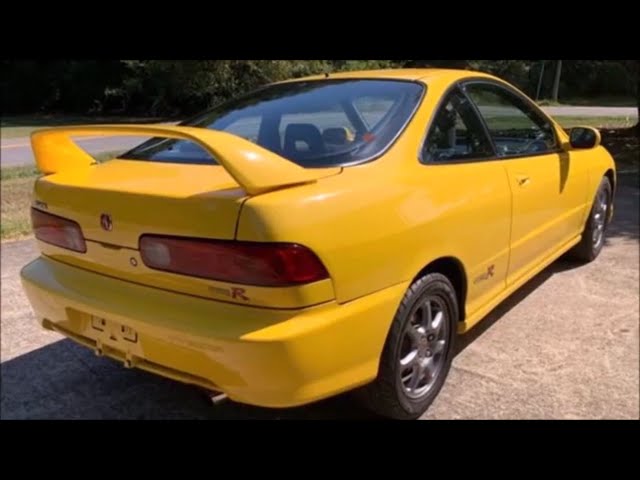 Craigslist Offers Acura Integra TypeR for Free