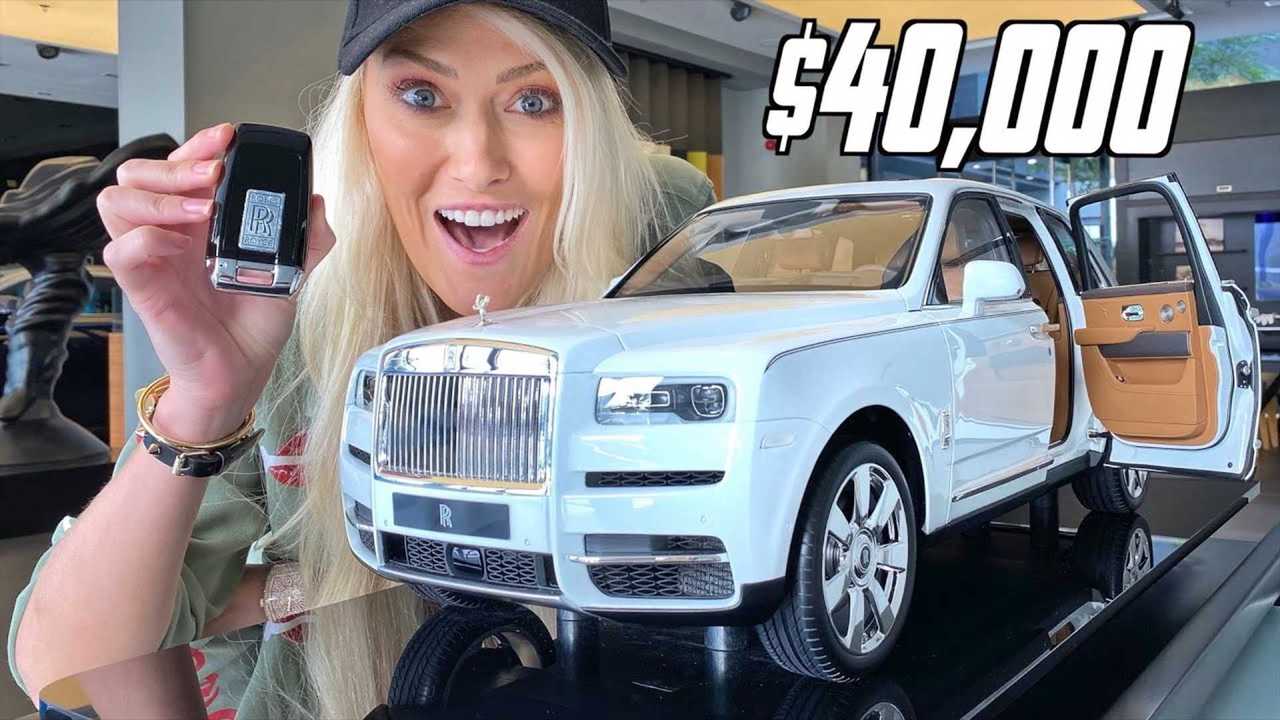 Supercar Blondie Examines Rolls-Royce Cullinan toy car that costs VW Golf R Money