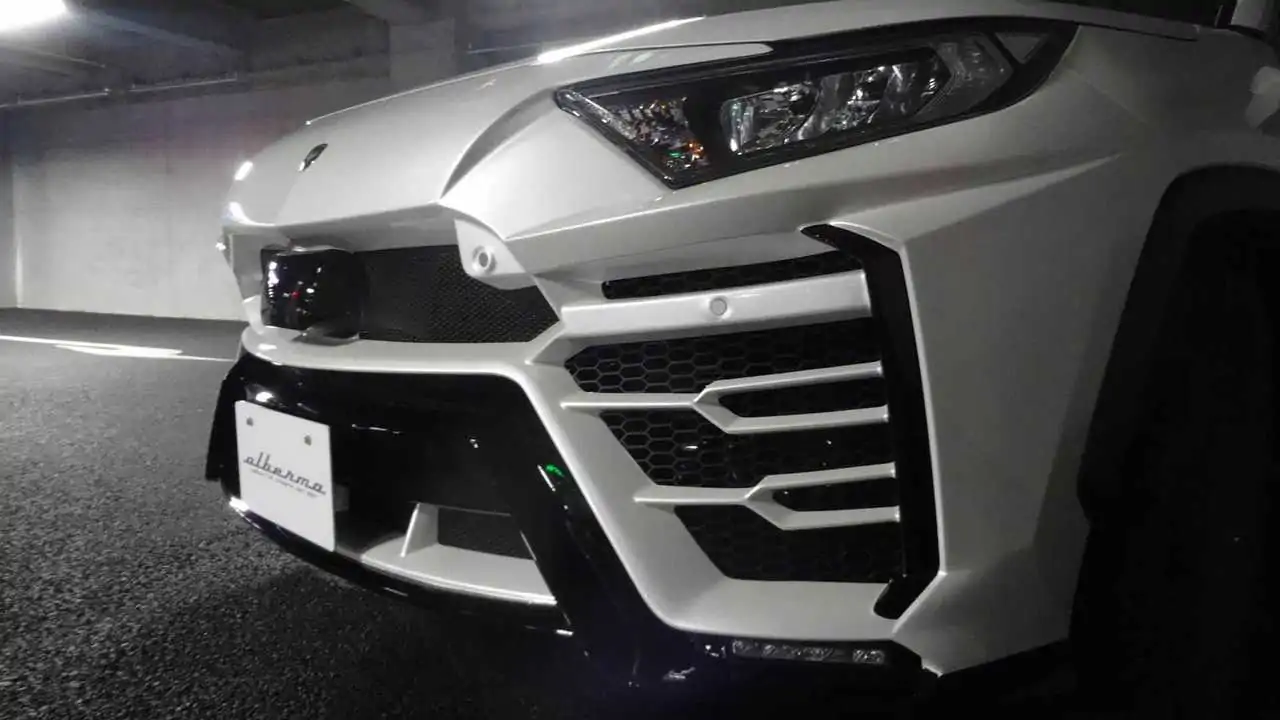 Lowly Toyota RAV4 Converted into Lamborghini Urus with Japanese Body Kit