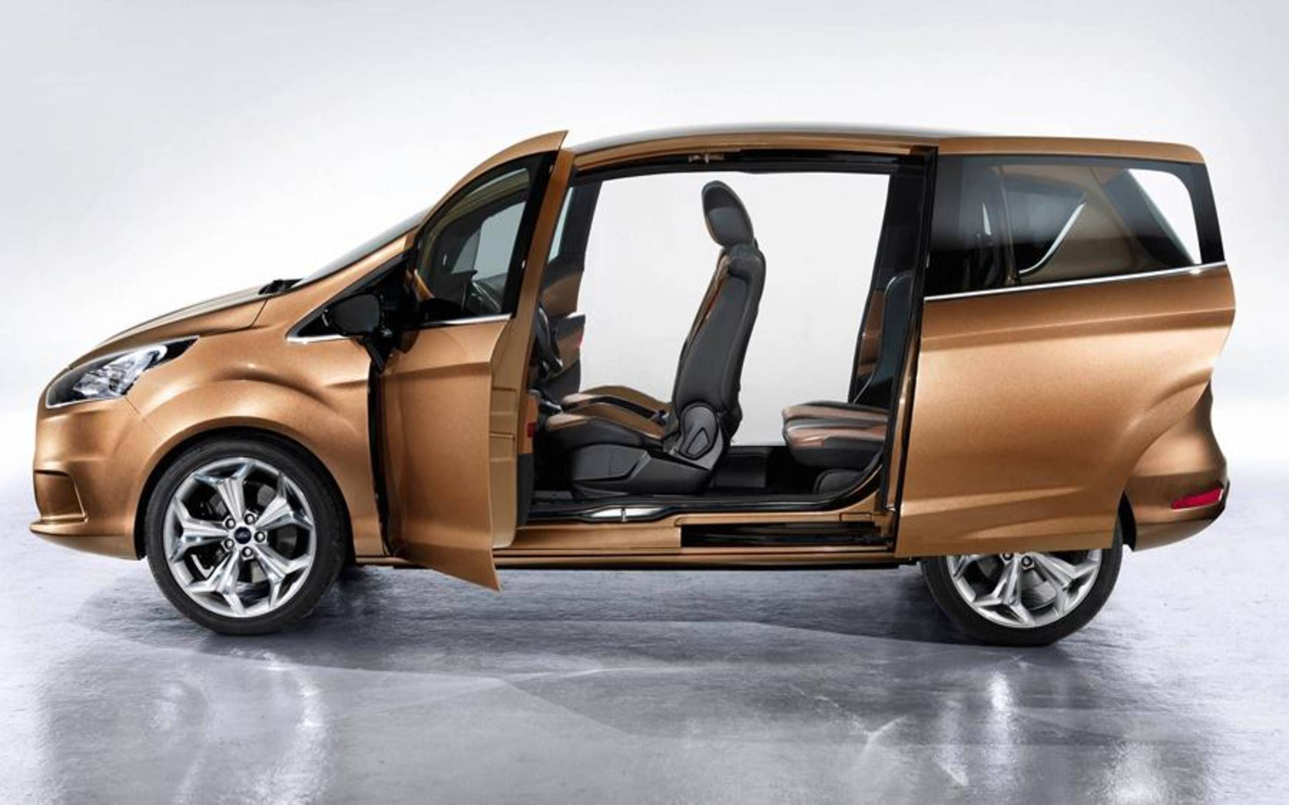 Ford B-Max sliding doors feature pillarless design