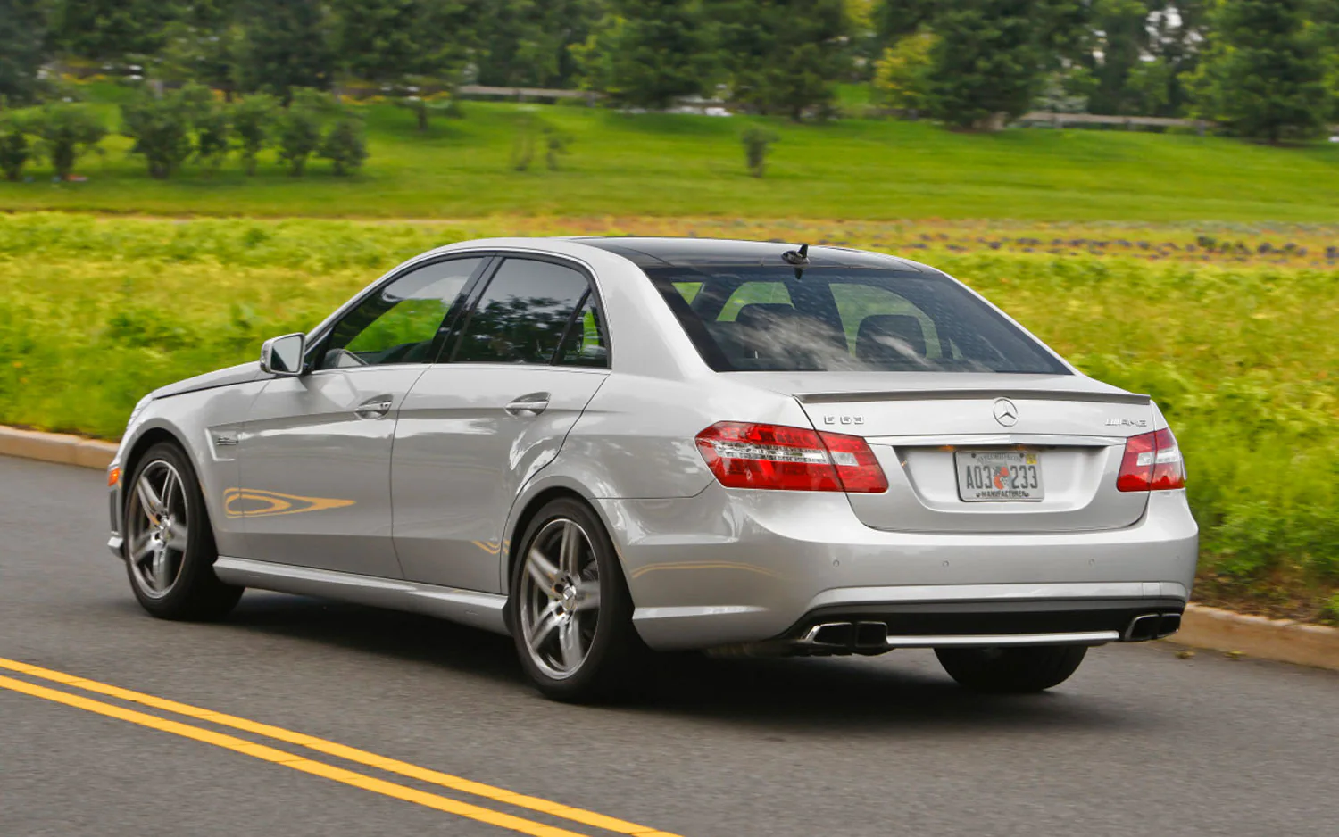 Official: Mercedes E 63 AMG gets new AMG 5.5-liter V8 biturbo engine