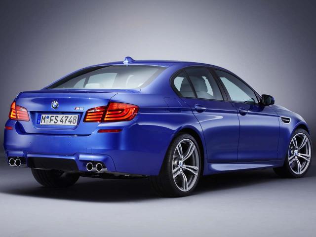 2012 BMW M5 F10 production model photos leaked