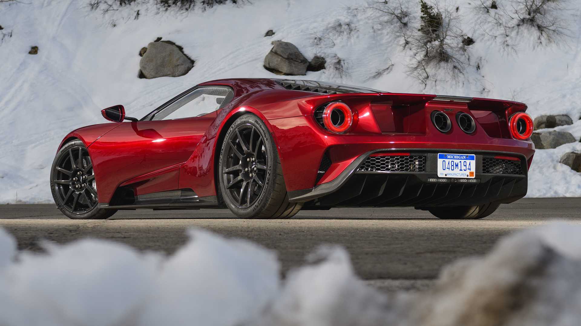 Ford GT Sets A Faster Lap Time Than Porsche 918 Spyder At VIR