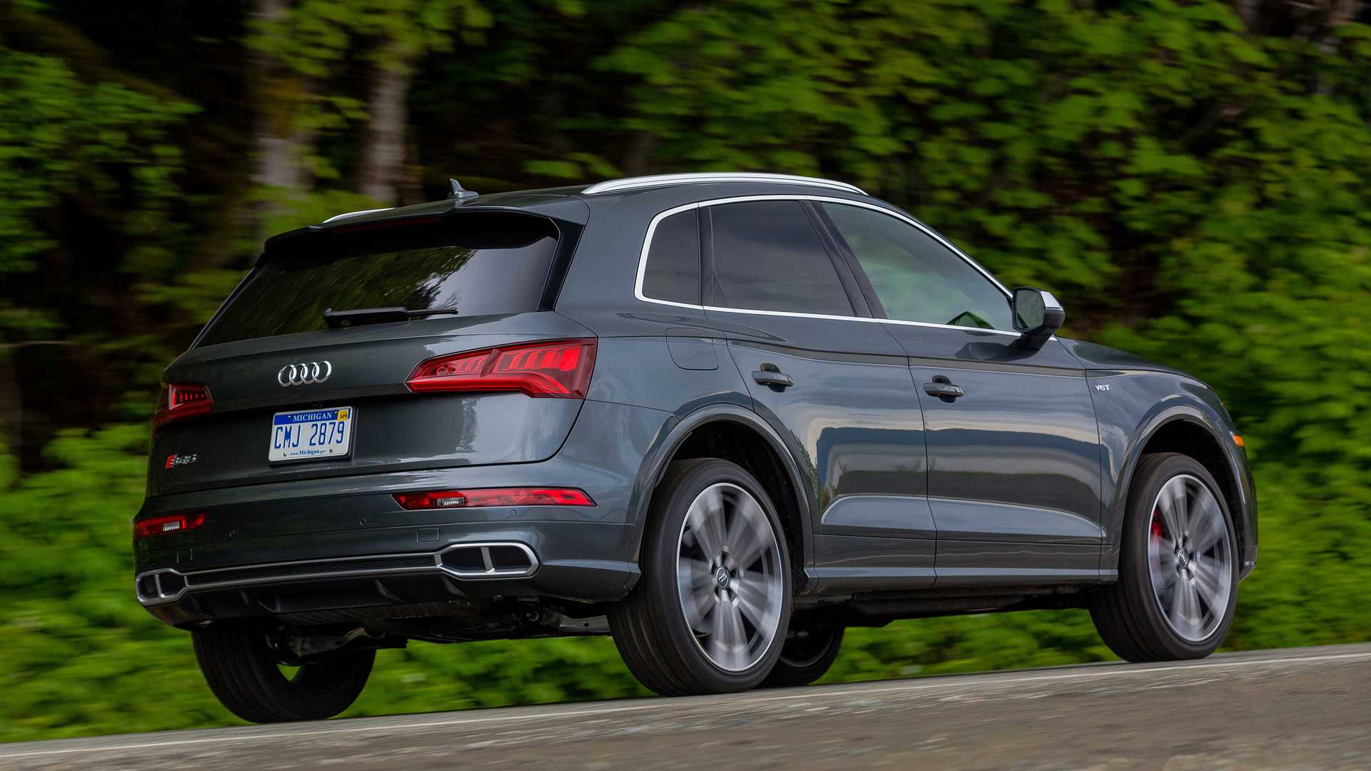 New Audi RS Q5 To Get Biturbo V6 Engine From RS5 Coupe?