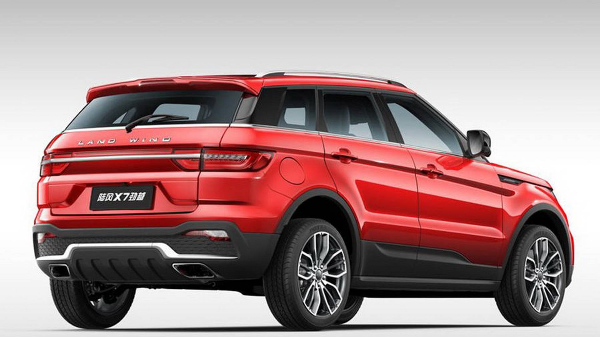 Landwind X7 Looks Oddly Relative Even after Facelift