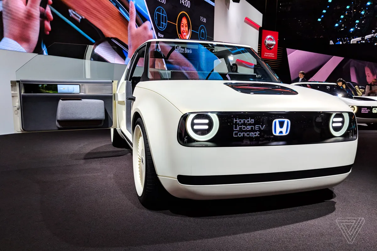 Honda Urban EV looks even more adorable in production sheet metal