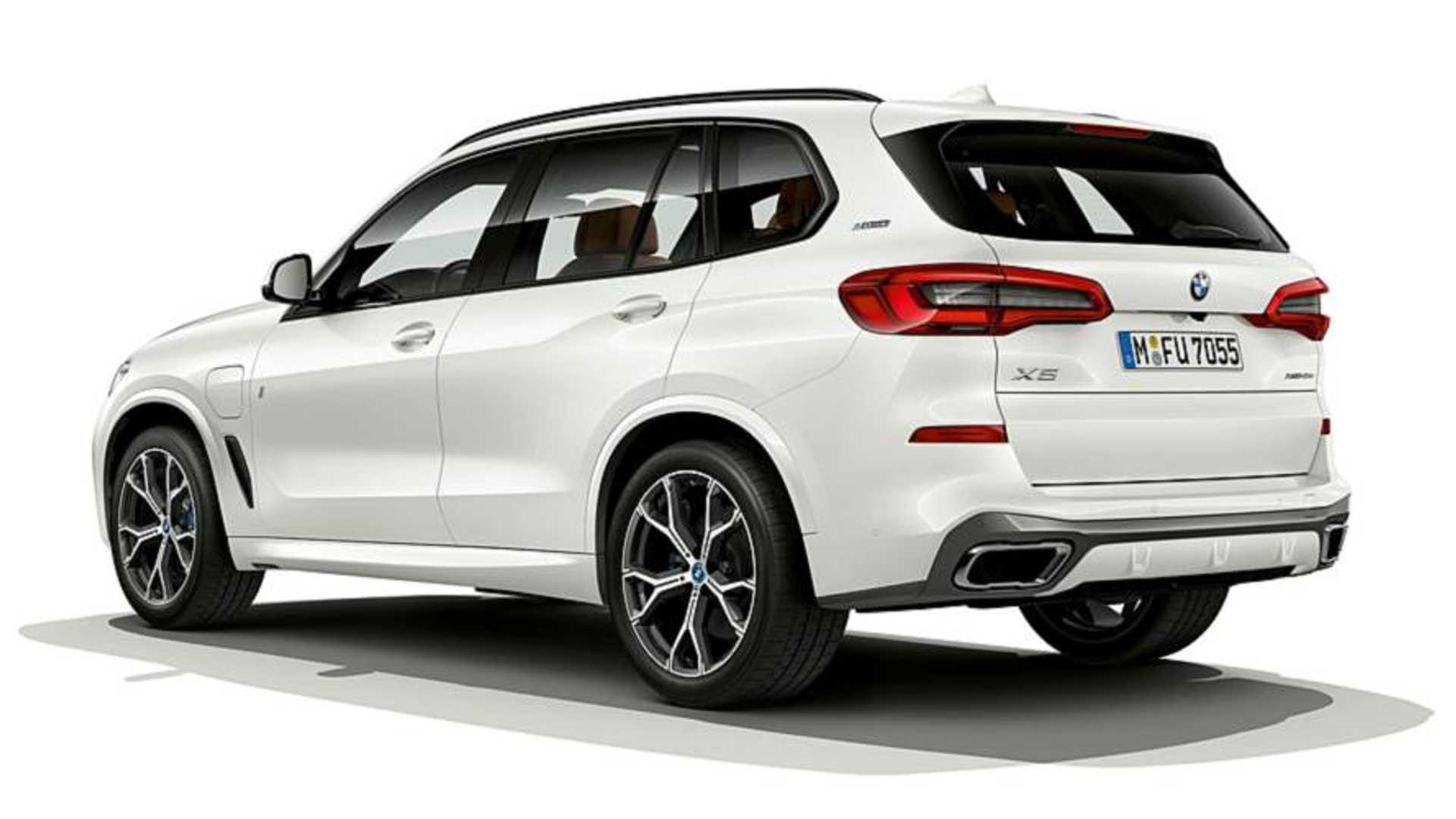 Electrified 2019 BMW X5 xDrive45e Combines Power and Efficiency