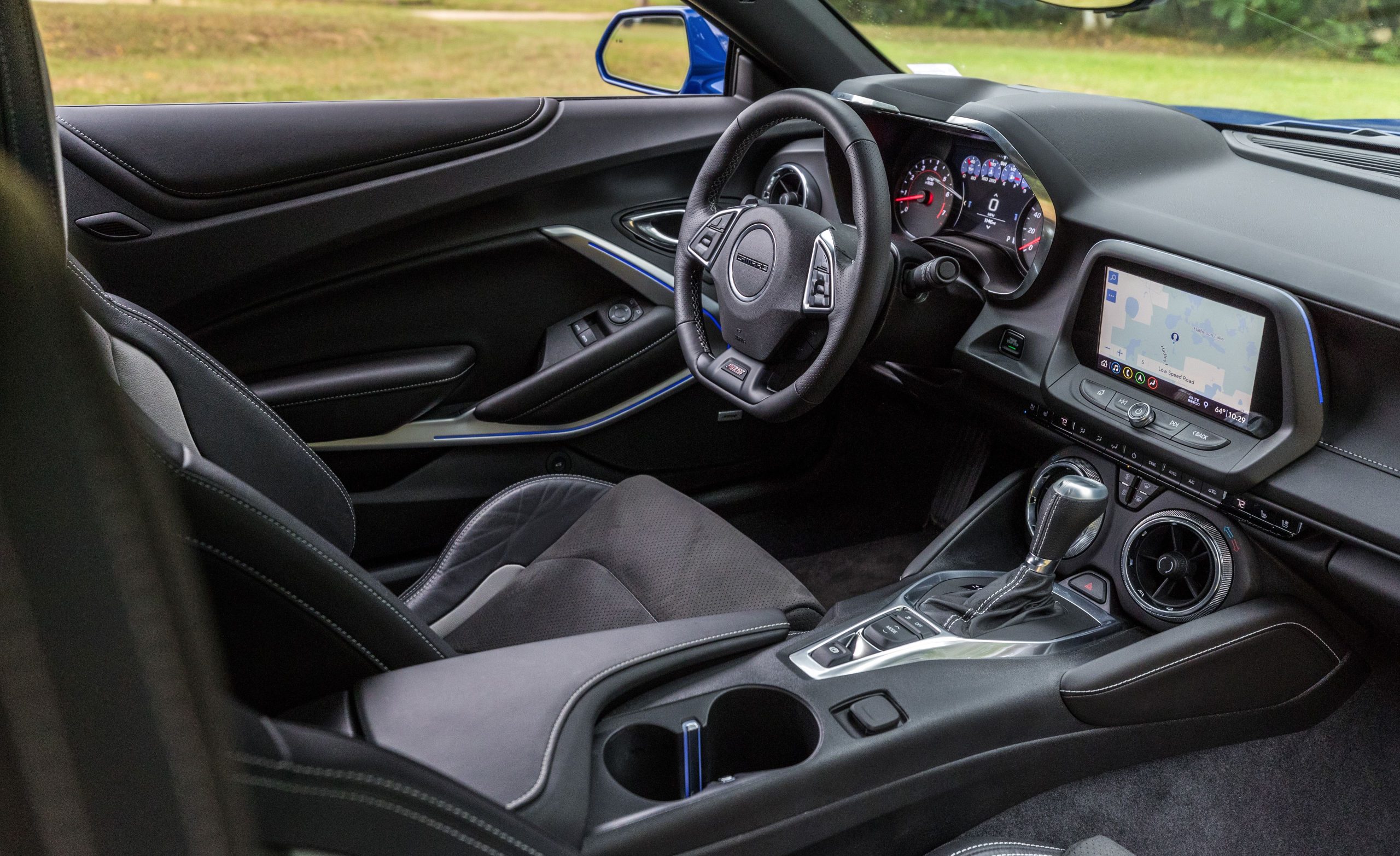 2019 Chevy Camaro Shows Off Its Interior