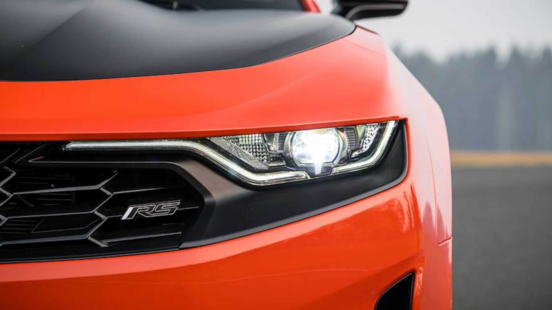 Ford Mustang Sales Circles Around Slow-Selling Camaro