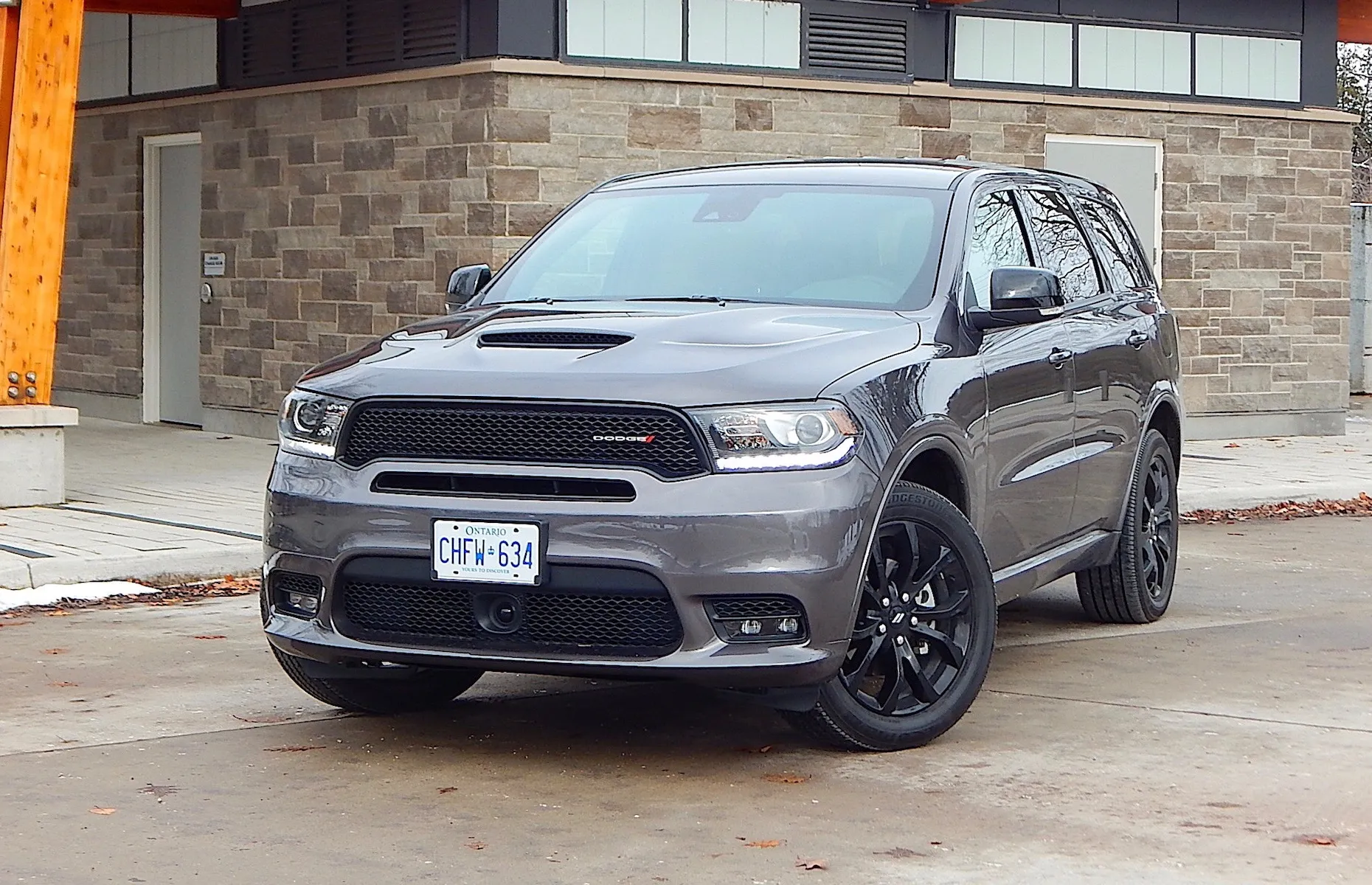 2019 Dodge Durango GT gets an SRT-Inspired Hood and Face