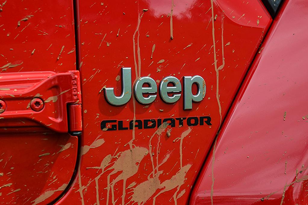 Jeep Gladiator Launch Edition adds special touches, costs $60k