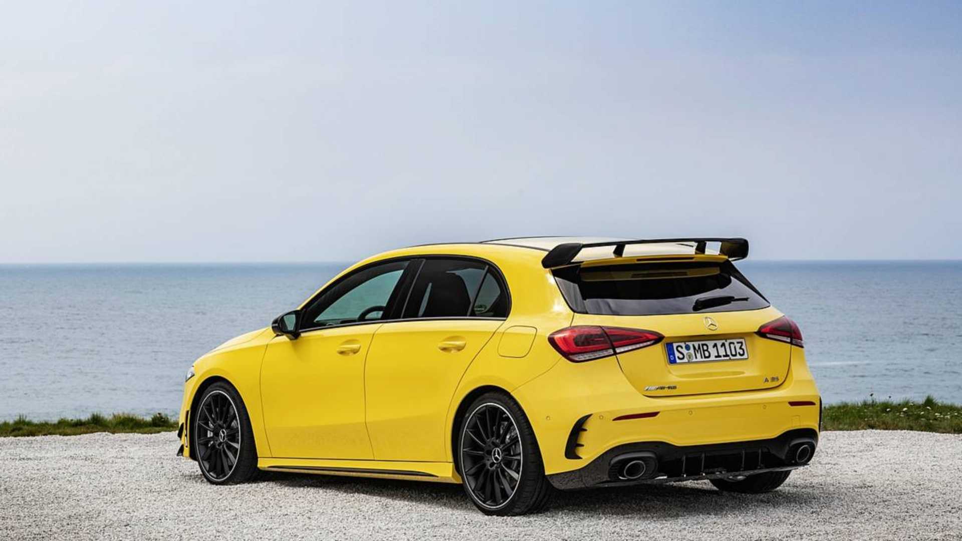 2019-mercedes-amg-a35-4matic