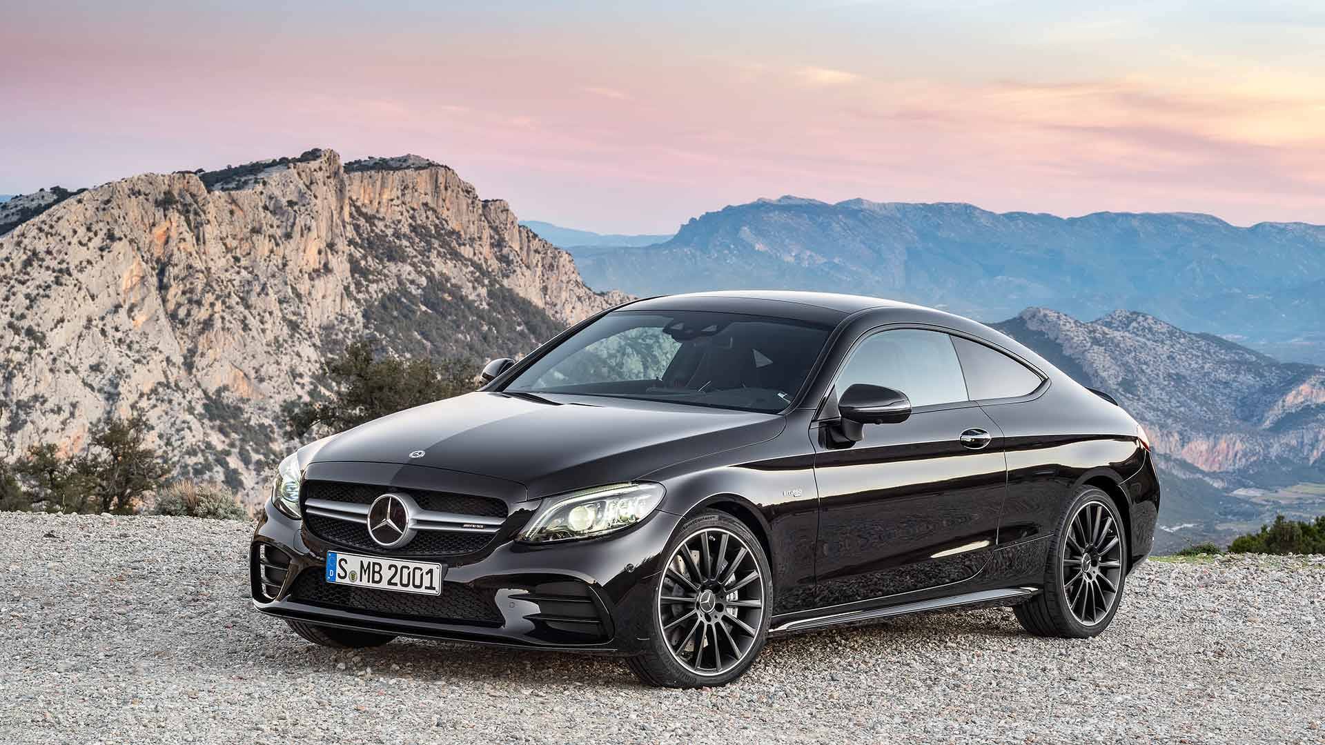 New York: High-Tech Tweaks in the C-Class Coupe and Cabriolet