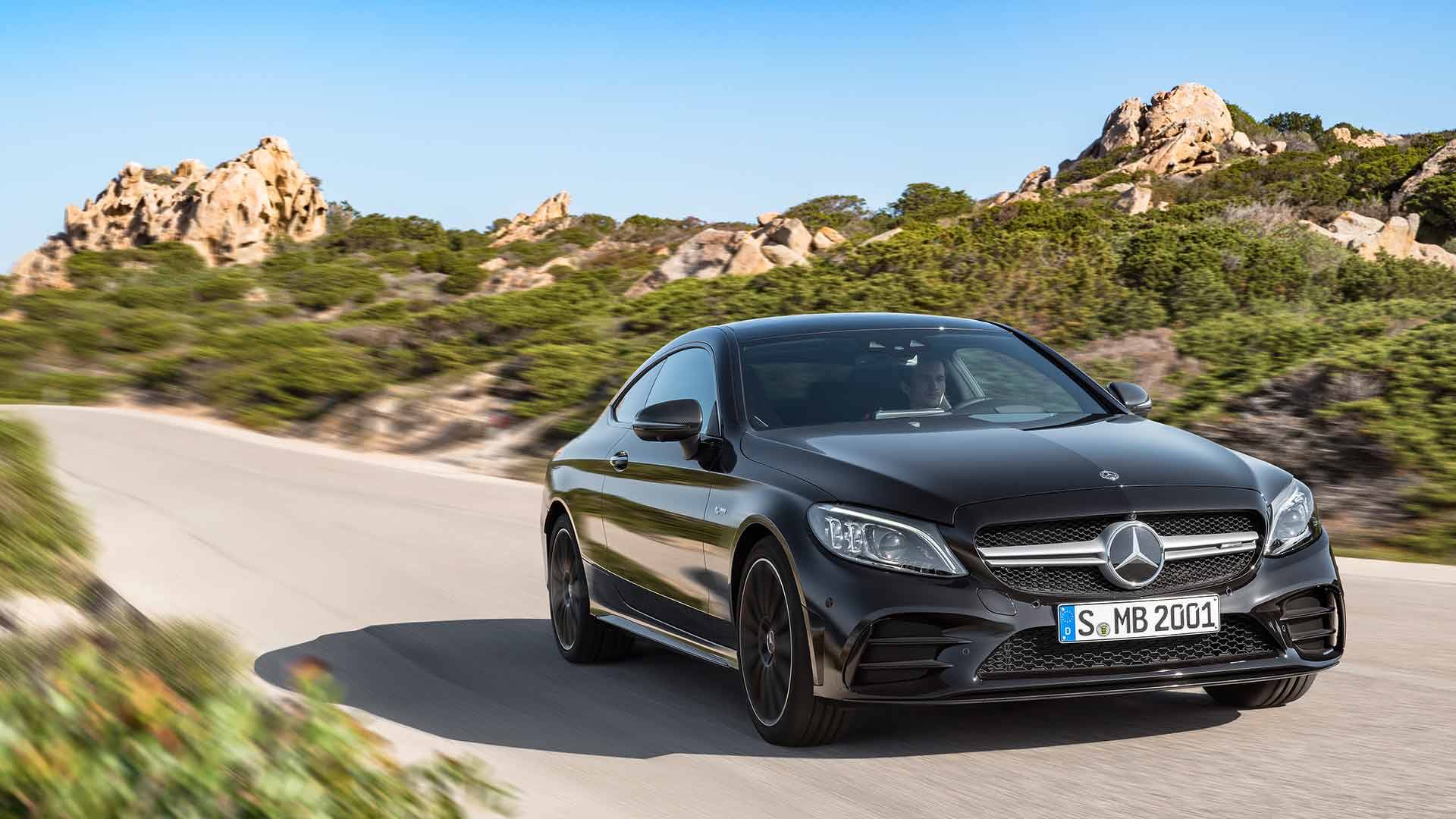 New York: High-Tech Tweaks in the C-Class Coupe and Cabriolet