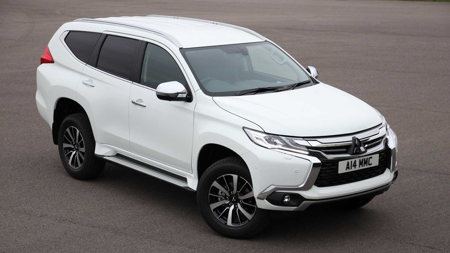 The Mitsubishi Shogun looks like an SUV, but it's actually a van.