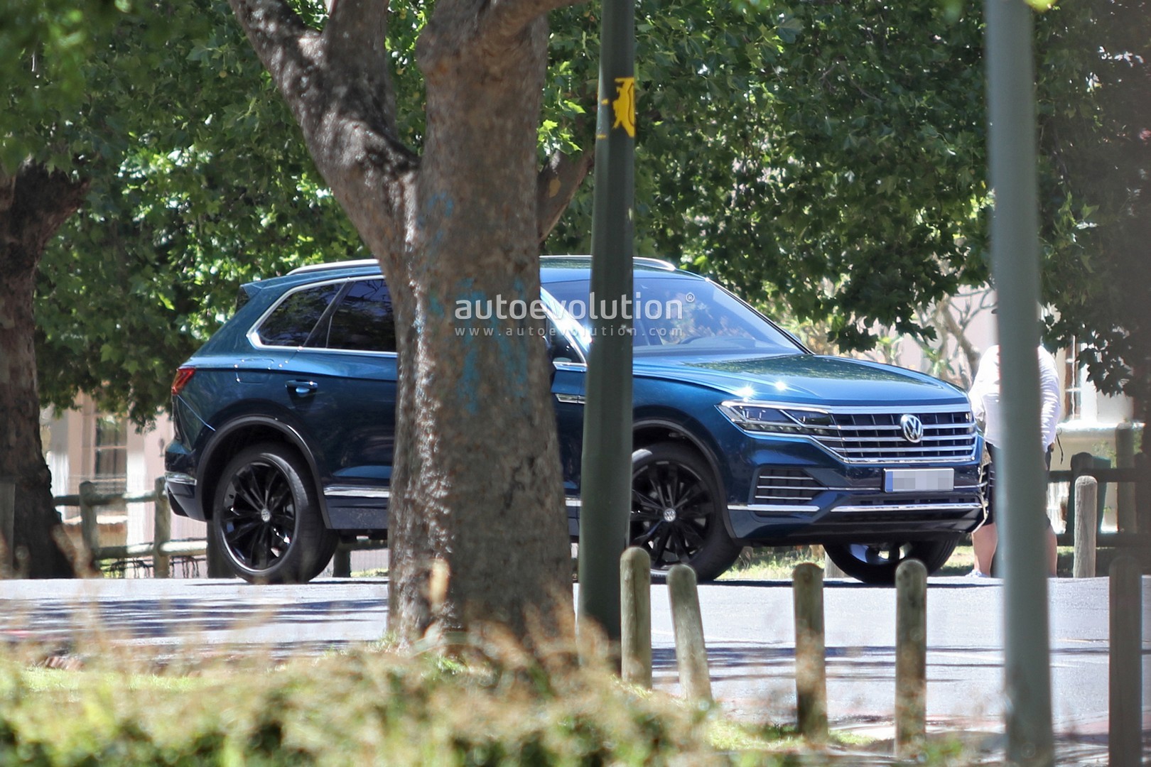 2019 VW Touareg Discovered Completely by New Spy Photos