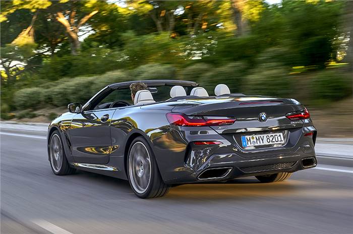 2019 BMW 8 Series Convertible loses its roof, but still looks beautiful