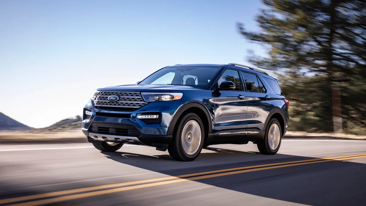 2020 Ford Explorer Launches with a New Rear-Drive Platform. [UPDATE]