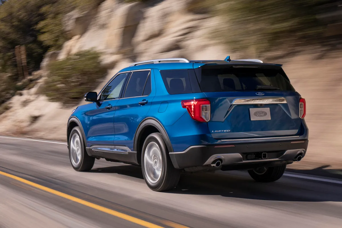 2020 Ford Explorer Launches with a New Rear-Drive Platform. [UPDATE]