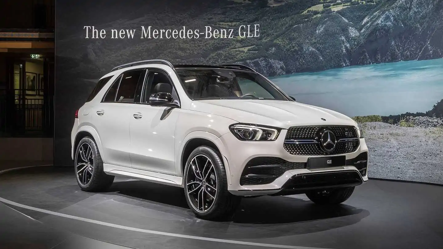 2020 Mercedes GLE Shows Its Luxurious Side in Paris