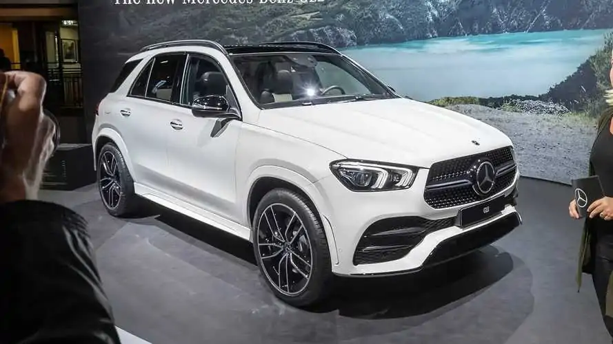 2020 Mercedes GLE Shows Its Luxurious Side in Paris