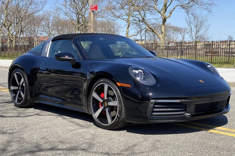 Porsche 911 Targa GTS Has $60,000 Worth Of Options