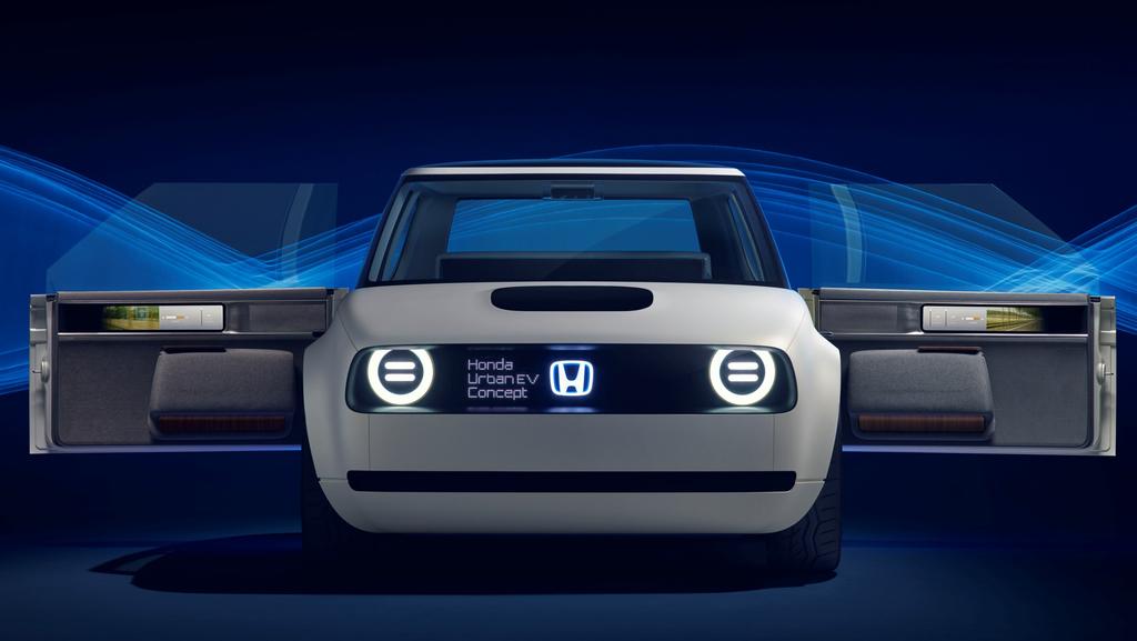 Honda Urban EV Production Version Revised: Cute as a Button