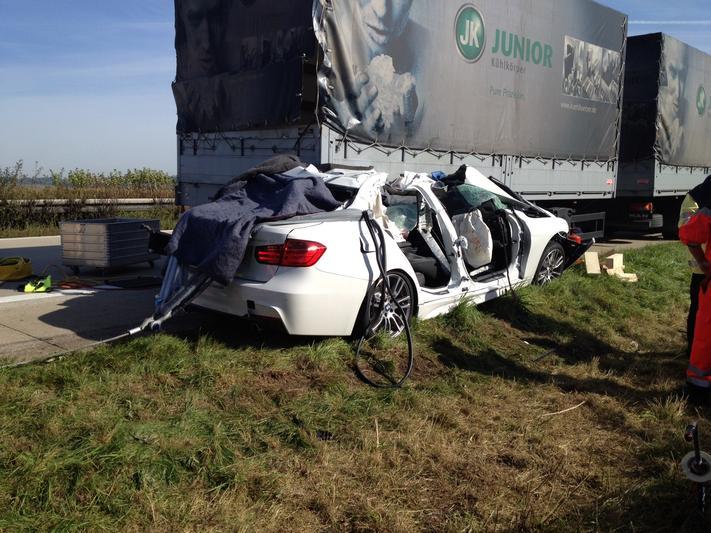 BMW driver who died in a prototype hybrid 3-series BMW on the Autobahn