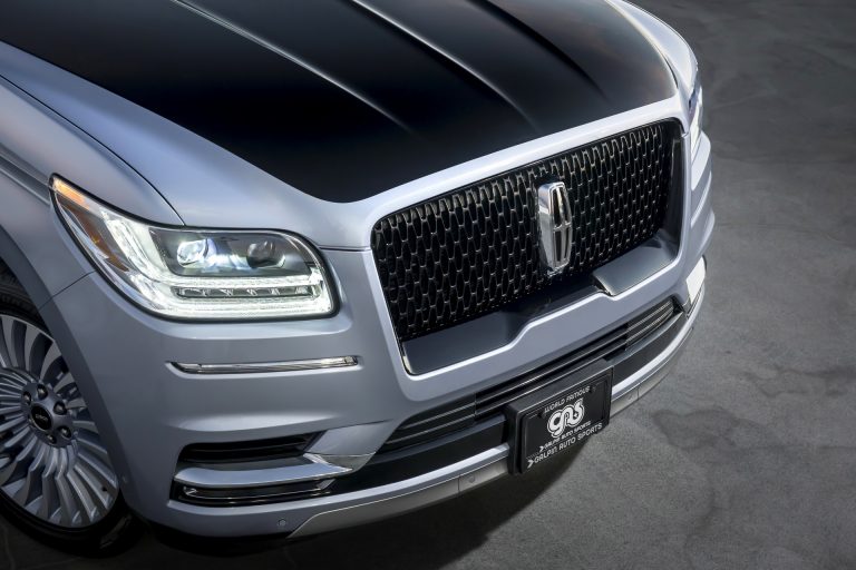 Jay Leno Gets a Custom Touch for Lincoln Navigator Black Label at SEMA