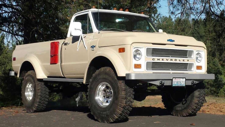 Rtech Fabrications Restores Retro Chevy Trucks 'Murica