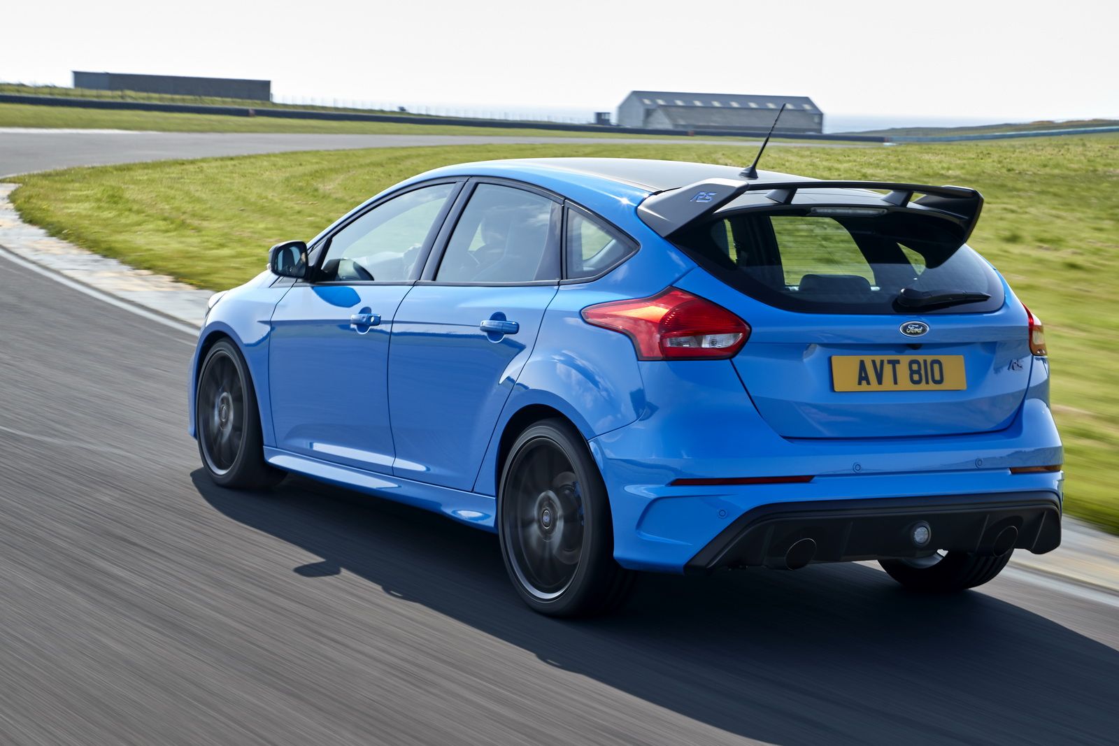 Ford Focus RS to Arrive in 2020 with 400-HP Hybrid