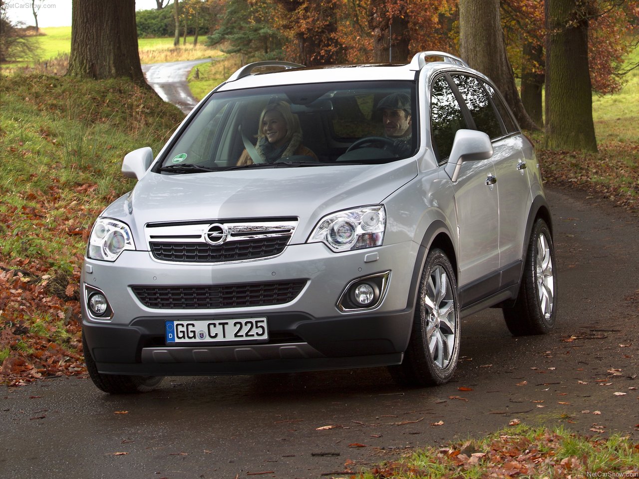 2011 Opel Antara facelift revealed