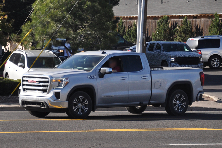 2019 GMC Sierra 1500 SLE Two Cab Double Cab with Nearly No Camouflage