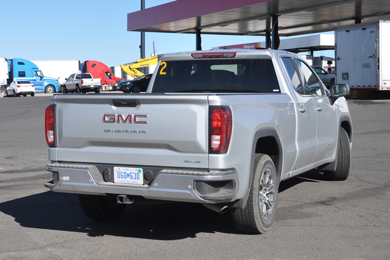 2019 GMC Sierra 1500 SLE Two Cab Double Cab with Nearly No Camouflage