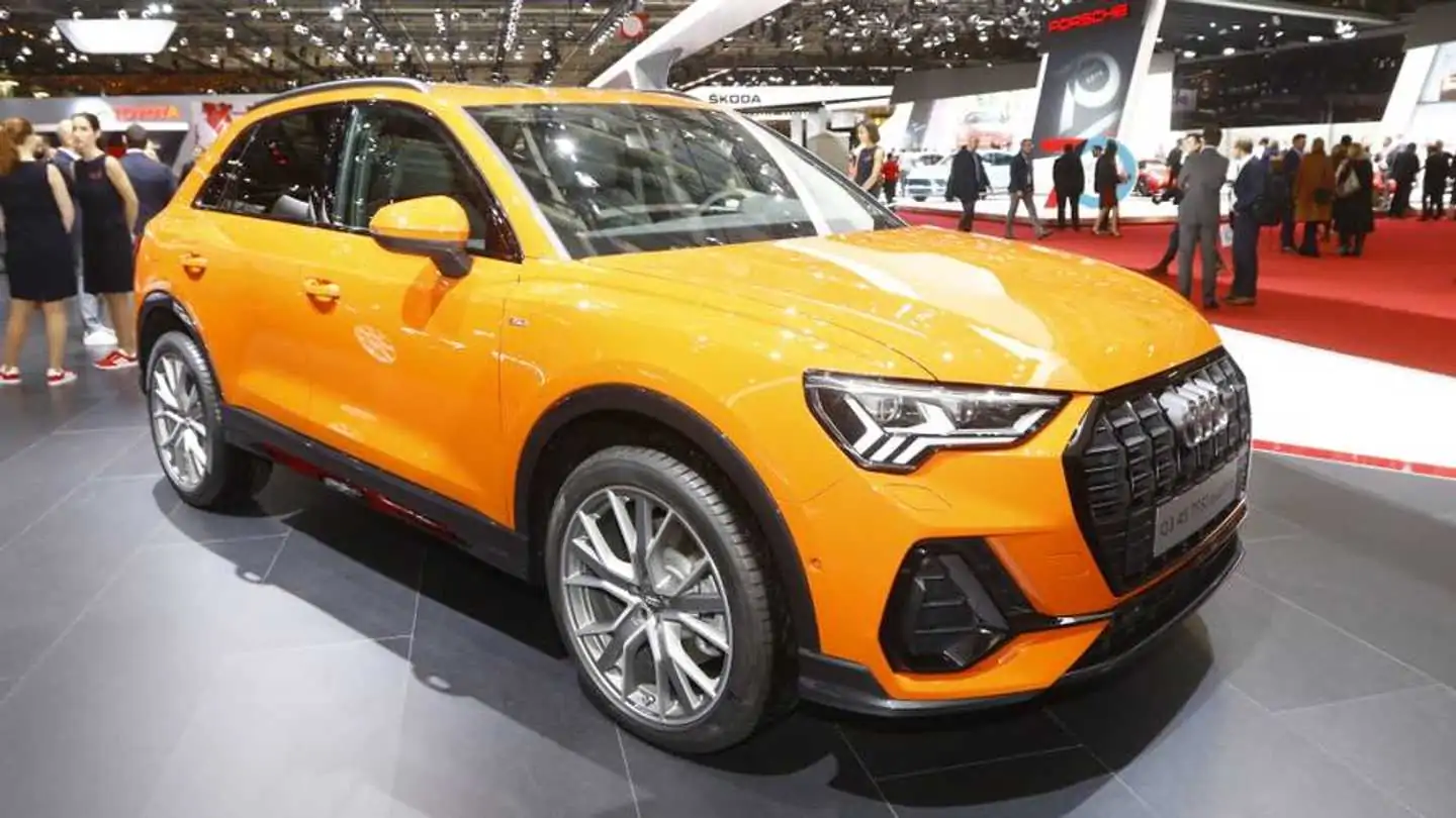 Paris Motor Show 2019: Audi Q3 Adds Color to the Mi