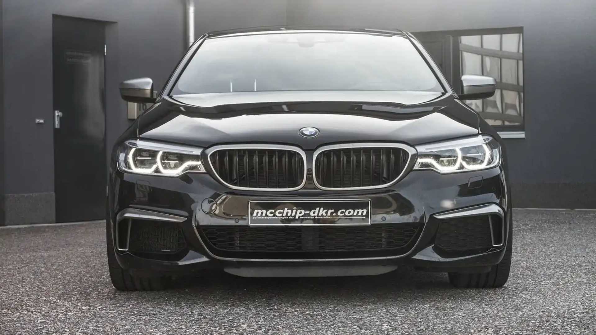 Torquey BMW M550dxDrive Laughs in the Face of Anti-Diesel Crowd