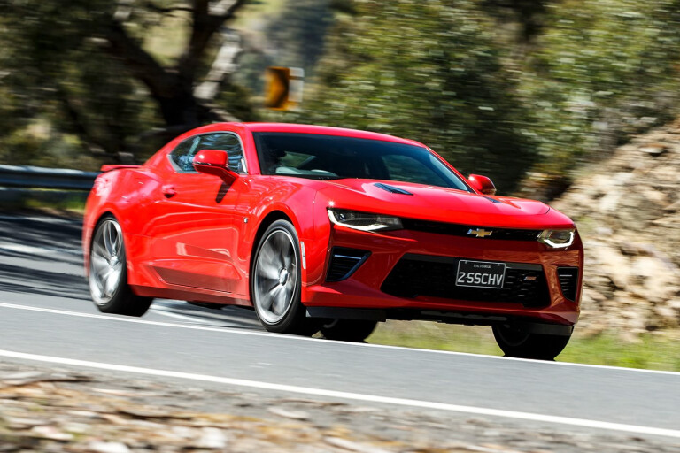 2019 Chevy Camaro Shows Off Its Interior