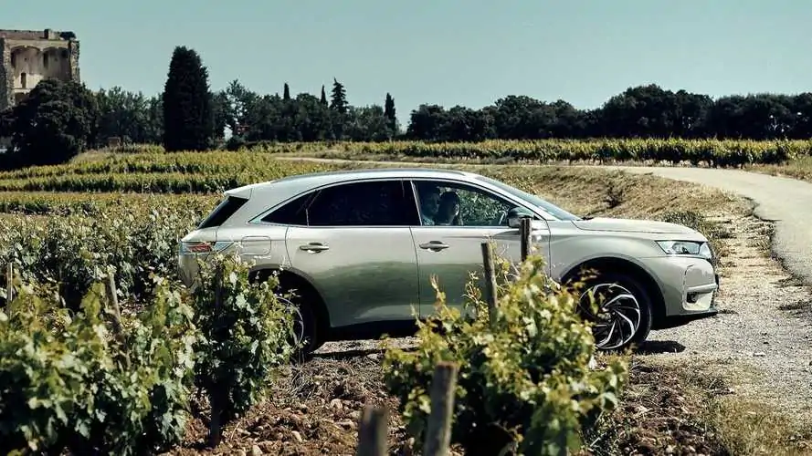 DS7 Crossback E-Tense 4x4 Revealed With 296-HP Plug In Hybrid Setup