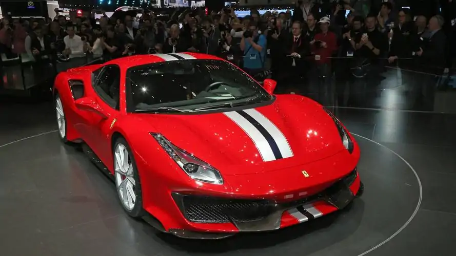 Ferrari 488 Pista Speeds to 62 MPH/100 KPH in 2.26 Seconds