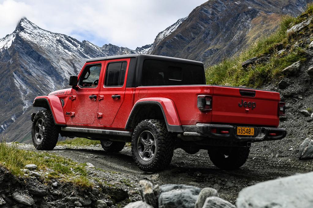 Jeep Gladiator Launch Edition adds special touches, costs $60k