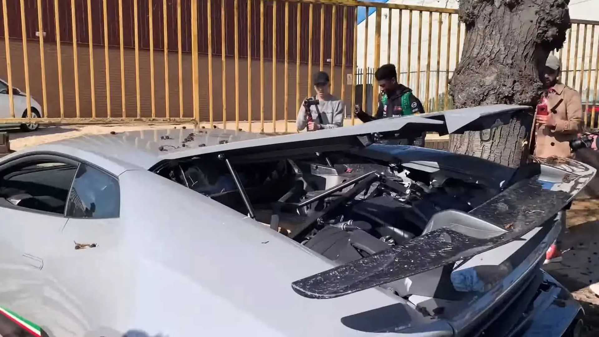 Huracan Performante Wrecked At Supercar Meet [UPDATE​]