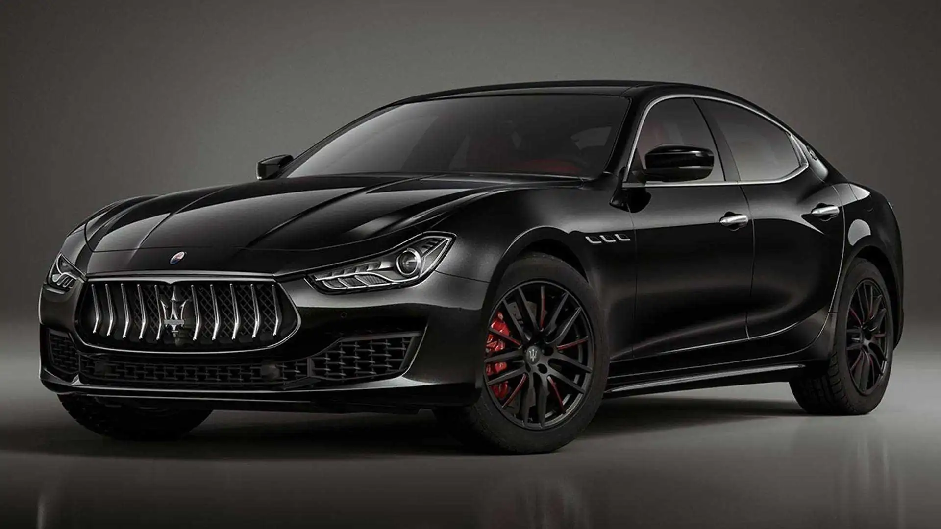 Maserati Ghibli Ribelle debuts with a Stealthy Black Look