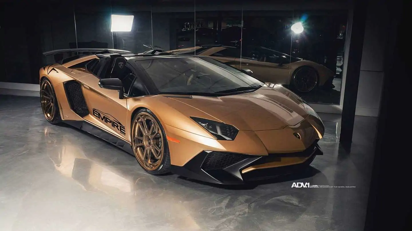 There are flashy and then there is this Matte Gold Lambo Aventador