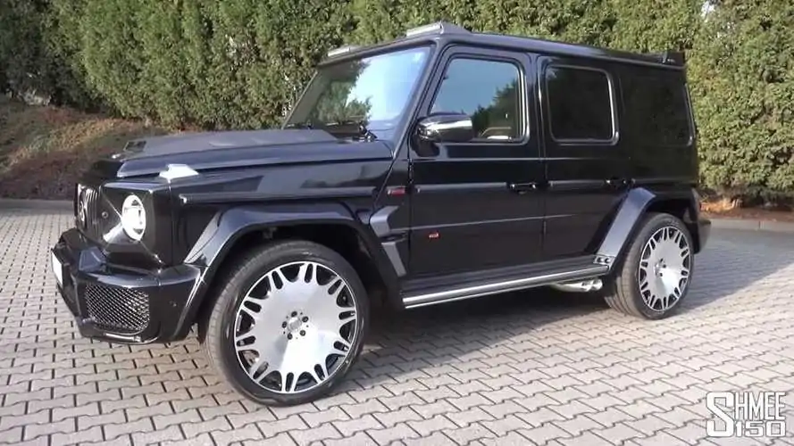 Brabus G63 has 23-inch wheels with different designs for each side